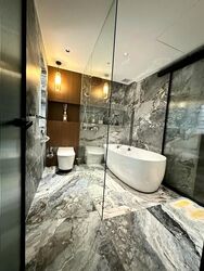 Townhouse Apartments (D9), Apartment #569614451